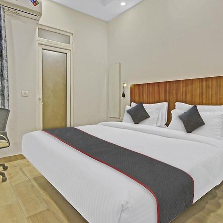 מלון גאזיאבאד Townhouse Golden Frame מראה חיצוני תמונה