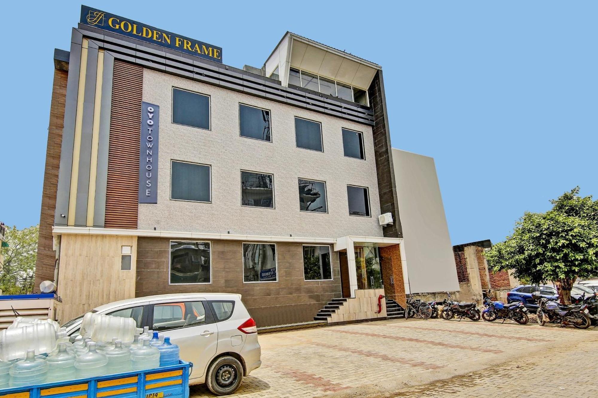 מלון גאזיאבאד Townhouse Golden Frame מראה חיצוני תמונה