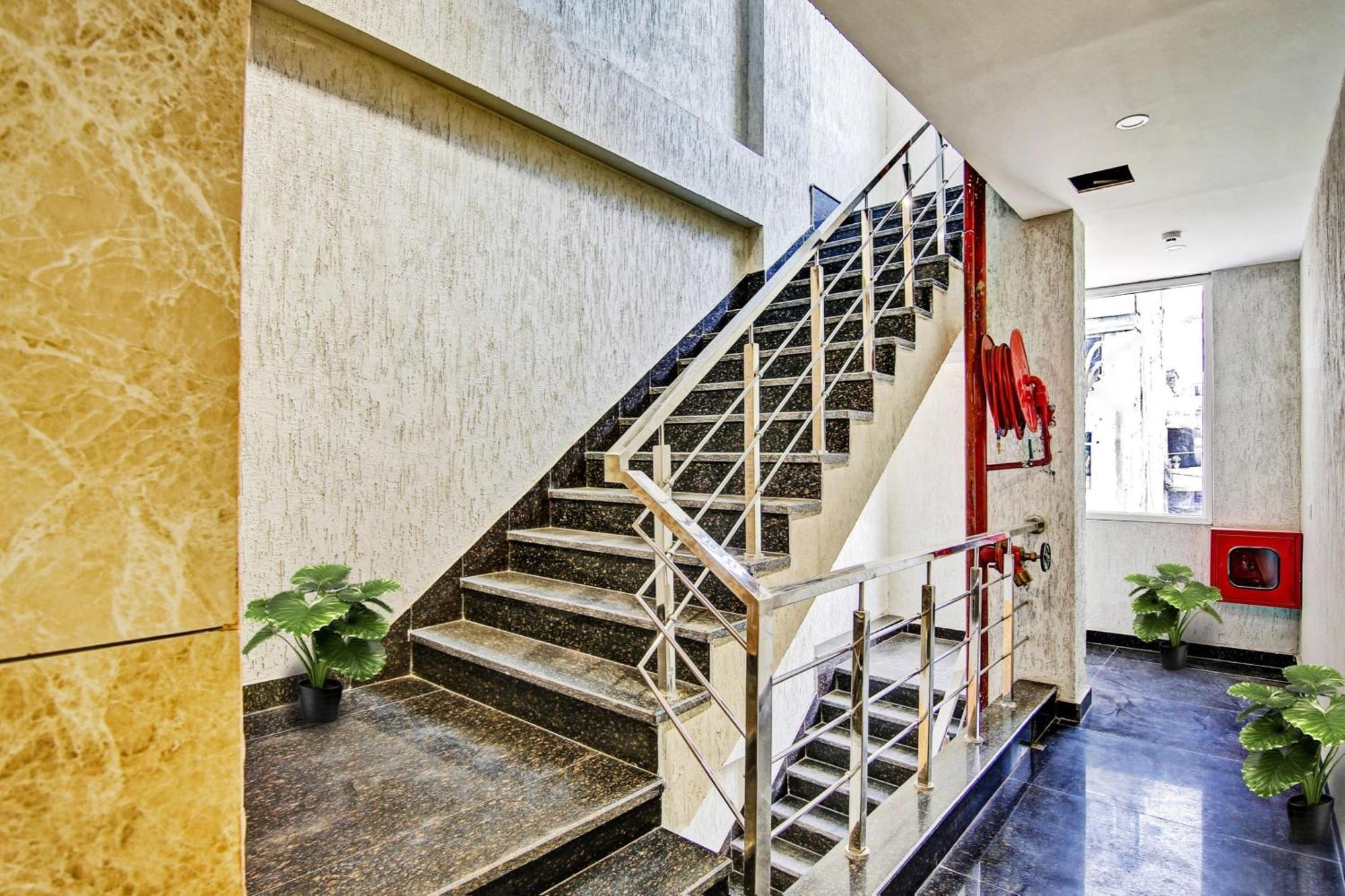 מלון גאזיאבאד Townhouse Golden Frame מראה חיצוני תמונה
